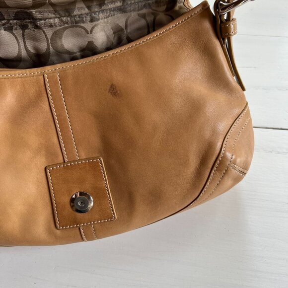 Coach Tan Leather Shoulder Bag - Picture 5 of 16